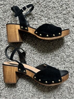Topshop Black Suede Studded Wooden Block Heel Sandals